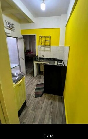 Team Area in 1.5 BHK Apartment at Santacruz East – for Rent