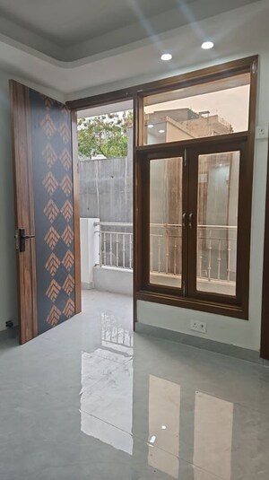 3 BHK Builder Floor For Rent in Malviya Nagar