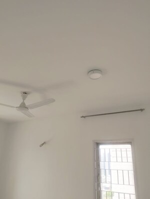 Furnished Amenities in 2 BHK Apartment at Parge Vivaan, Kondhwa – for Rent