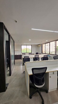 Office Space For Rent in Deron Heights