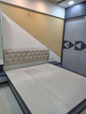 Room in 3 BHK Apartment at Atharva Apartment Baner, Baner – for Rent