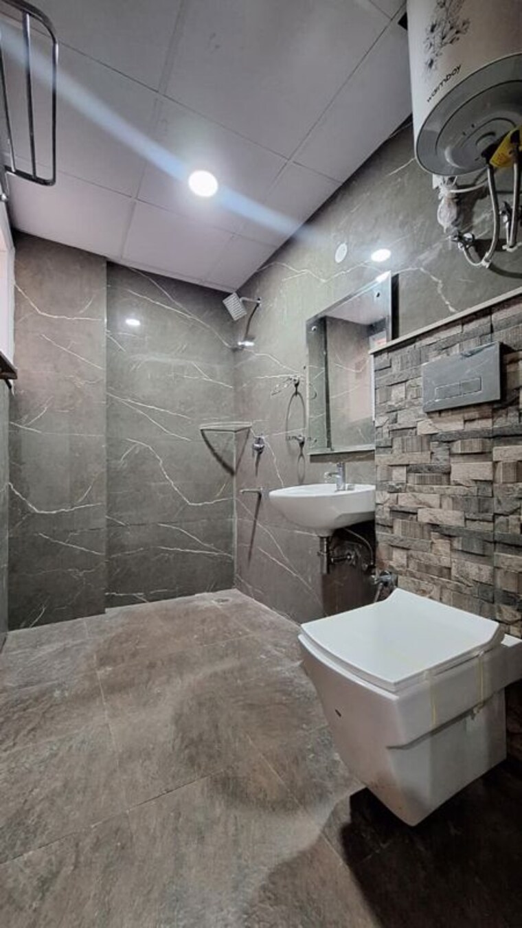 Kitchen, bollywood-esencia 3 Bedroom 138 Sq.Yd. Apartment In Ghazipur Zirakpur 10262671