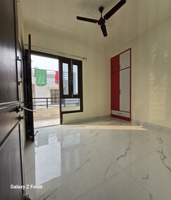 1 BHK + Servant Room,Extra Room Apartment For Rent in Chattarpur