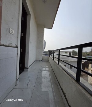 Balcony in 1 BHK Apartment at Chattarpur – for Rent