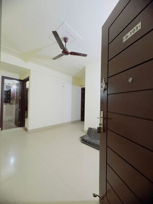 Room in 1 BHK Apartment at Chattarpur – for Rent