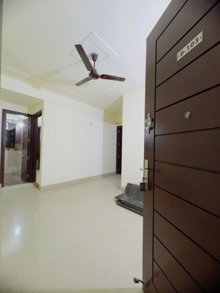 Room, chattarpur 1 Bedroom 500 Sq.Ft. Apartment In Chattarpur Delhi 10262685