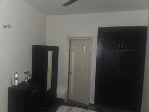 Room in 2 BHK Apartment at Paras Tierea, Sector 137 – for Sale