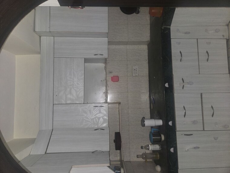 Kitchen, paras-tierea 2 Bedroom 825 Sq.Ft. Apartment In Sector 137 Noida 10262715