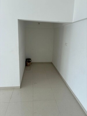 Room in 3 BHK Apartment at Mont Vert Belair, Bhugaon – for Rent