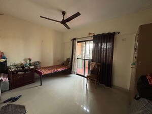 Room in 2 BHK Apartment at Mittal ParkWayz, Wakad – for Rent