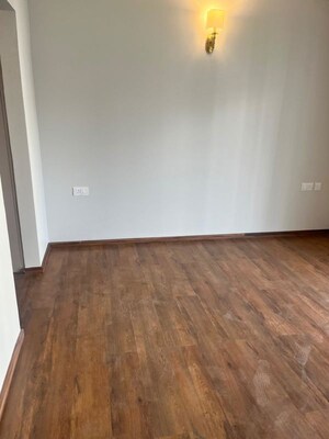 Room in 3 BHK Apartment at Raheja Sampada, Sector 92 – for Rent