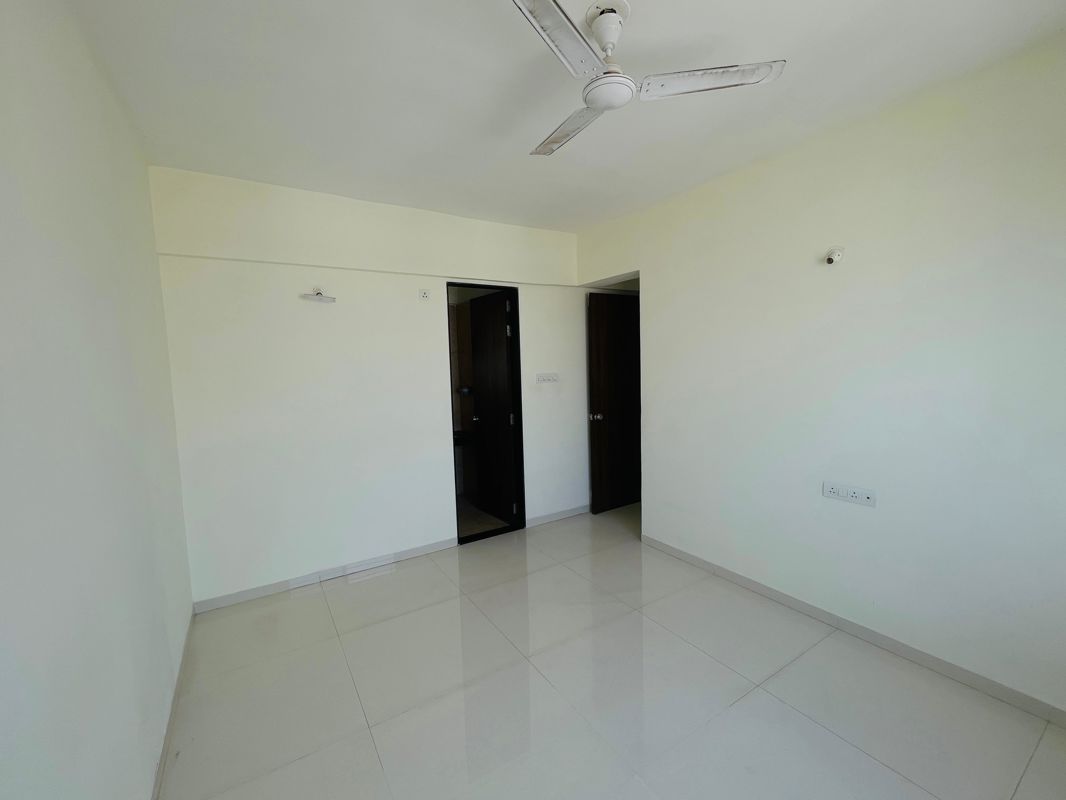 1 BHK + Servant Room 750 Sq.Ft. Apartment in Paranjape Forest Trails Pebbles