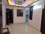 3 BHK + Extra Room 1400 Sq.Ft. Builder Floor in Arocon I Apartment