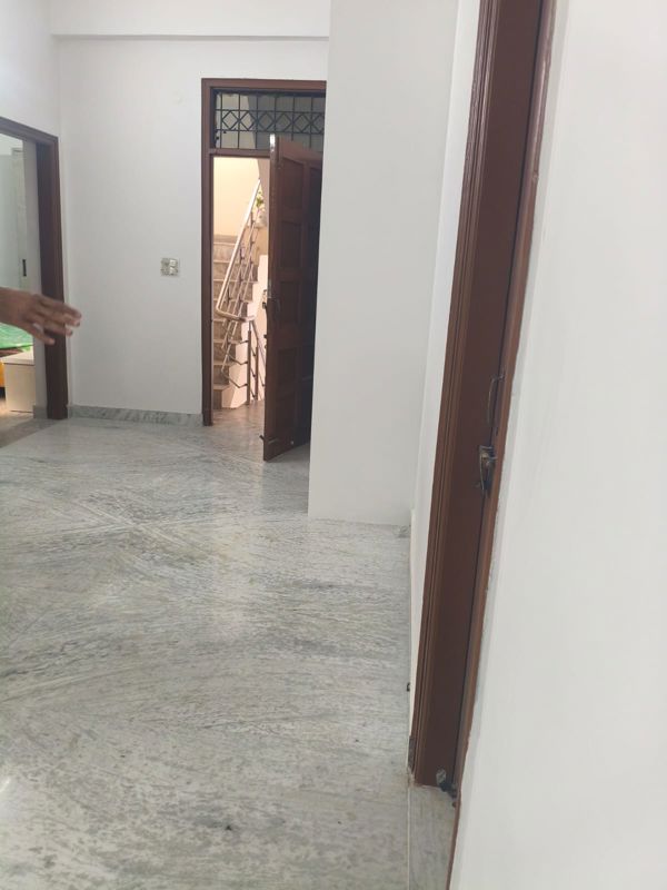 3 BHK + Pooja Room,Servant Room,Study Room,Extra Room Builder Floor For Rent in RWA Surya Vihar