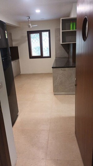 Room in 3.5 BHK Villa at Gulmohar Park – for Rent