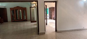 Room in 3.5 BHK Villa at Gulmohar Park – for Rent