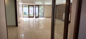 Room in 3.5 BHK Villa at Gulmohar Park – for Rent