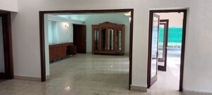 Room in 3.5 BHK Villa at Gulmohar Park – for Rent