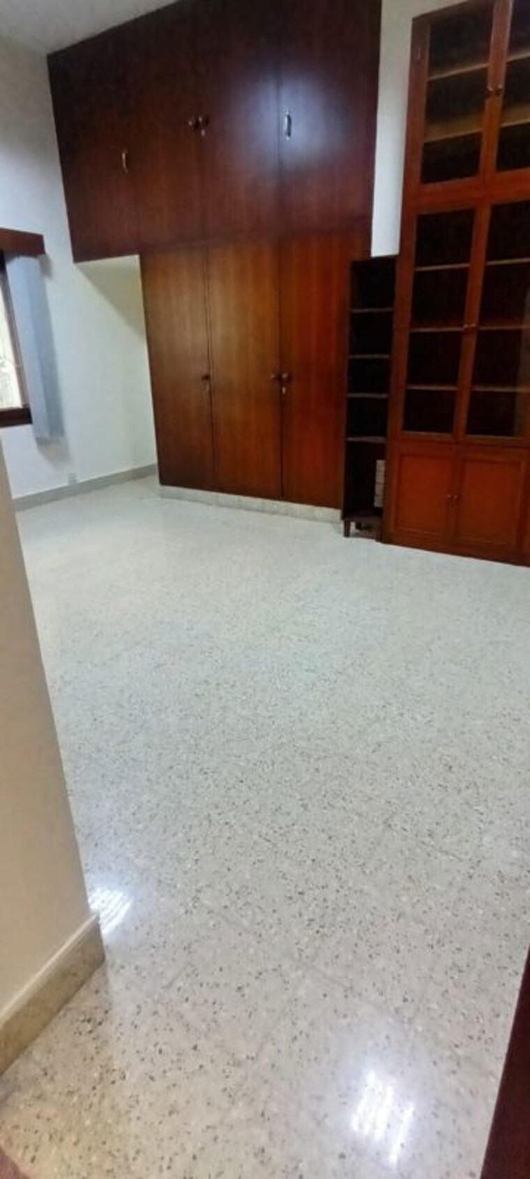 Room, gulmohar park 3.5 Bedroom 550 Sq.Yd. Villa In Gulmohar Park Delhi 10262805