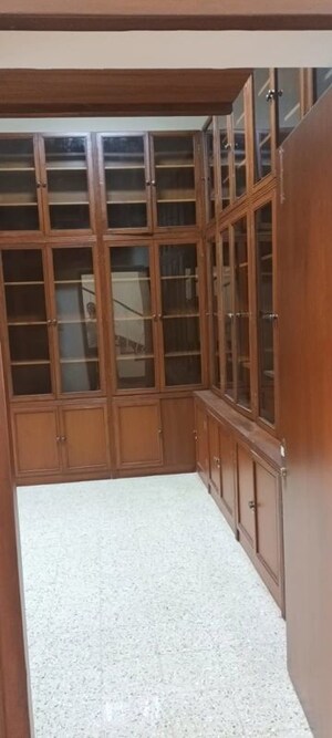 Room in 3.5 BHK Villa at Gulmohar Park – for Rent