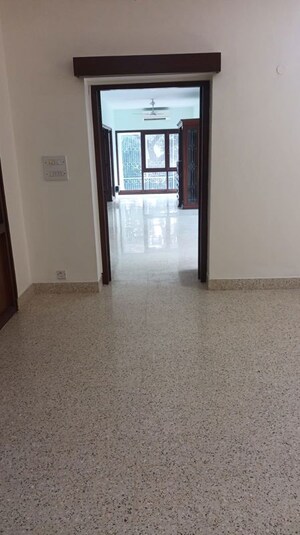 Room in 3.5 BHK Villa at Gulmohar Park – for Rent