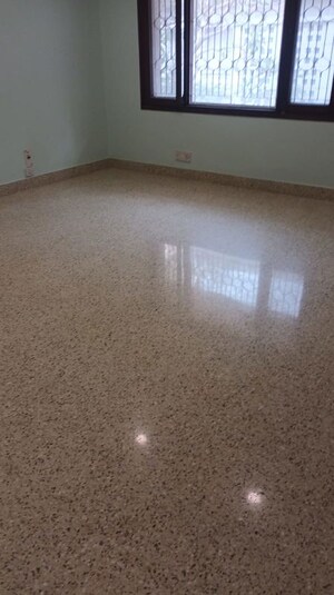 Room in 3.5 BHK Villa at Gulmohar Park – for Rent