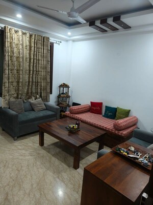 3 BHK Builder Floor For Rent in East Of Kailash