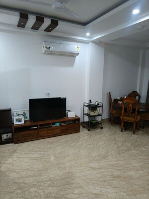 Room in 3 BHK Builder Floor at East Of Kailash – for Rent