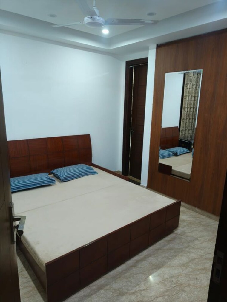 Bedroom, east of kailash 3 Bedroom 2100 Sq.Ft. Builder Floor In East Of Kailash Delhi 10262811