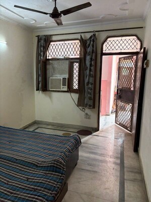 1 BHK Builder Floor For Rent in Lajpat Nagar 4