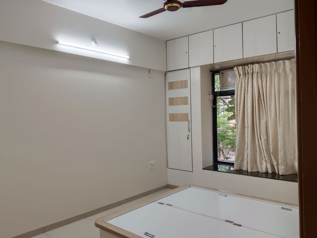 3 BHK 1500 Sq.Ft. Apartment in Shriram Nagar CHS