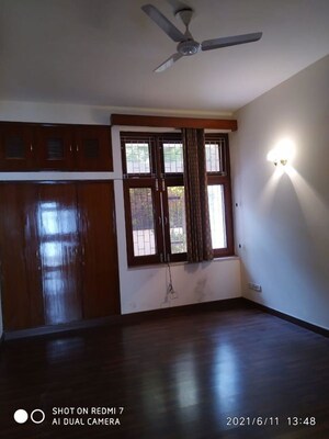 Room in 4 BHK Villa at Gulmohar Park – for Rent