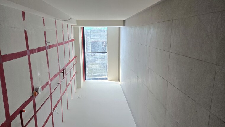 Room, bhoomi-9-business-bay Commercial Office Space 670 Sq.Ft. In Malad West Mumbai 10262844