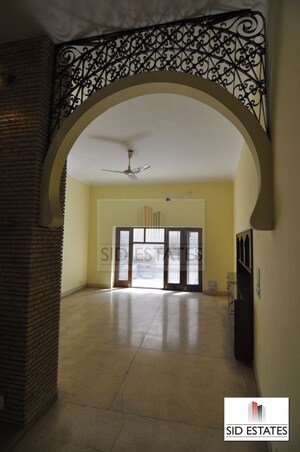 Building Lobby in 4 BHK Villa at Nizamuddin East – for Rent
