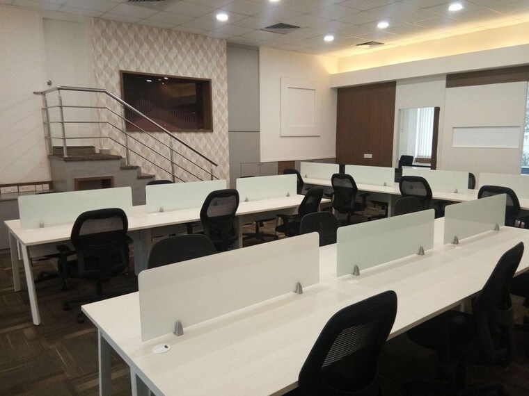 Team Area, kanakia-zillion Commercial Office Space 3295 Sq.Ft. In Kurla West Mumbai 10262876