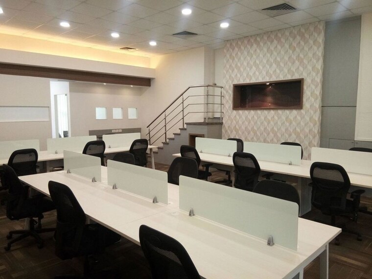 Team Area, kanakia-zillion Commercial Office Space 3295 Sq.Ft. In Kurla West Mumbai 10262876