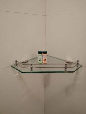 Furnished Amenities in 3 BHK Villa at Hauz Khas – for Rent