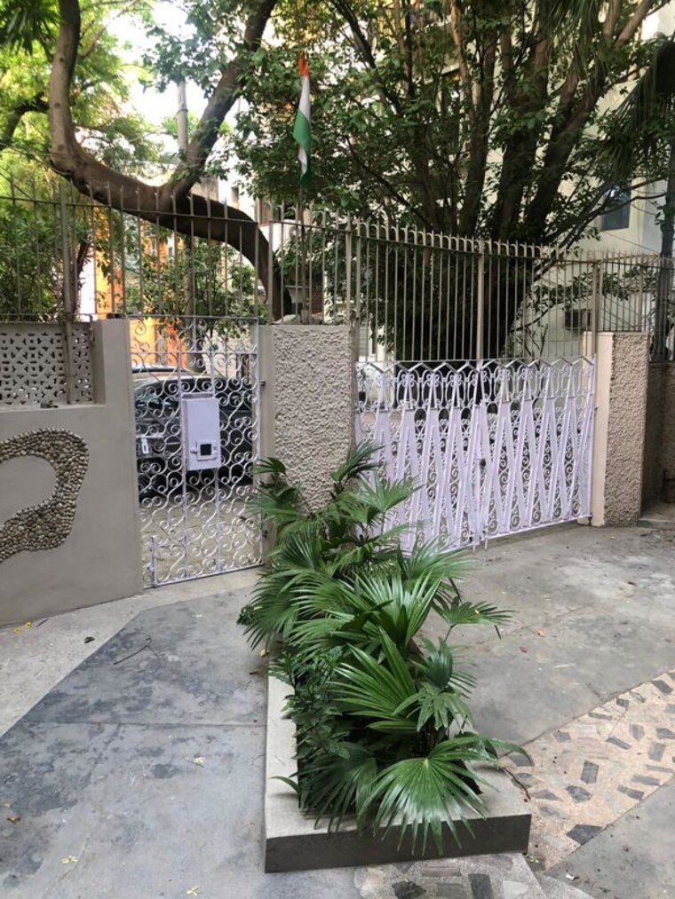 Entrance, defence colony 5 Bedroom 325 Sq.Yd. Villa In Defence Colony Delhi 10262890