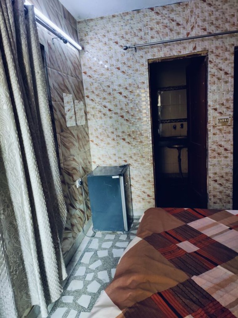 Bedroom, sector 50 1 RK 500 Sq.Ft. Builder Floor In Sector 50 Noida 10262952