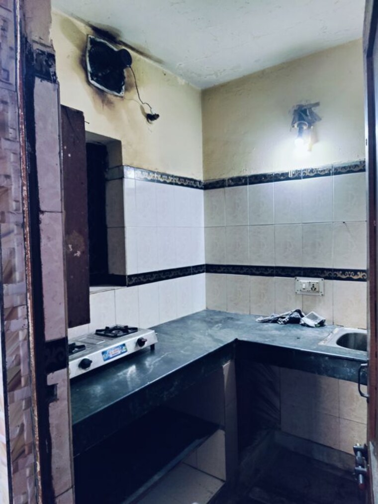 Kitchen, sector 50 1 RK 500 Sq.Ft. Builder Floor In Sector 50 Noida 10262952