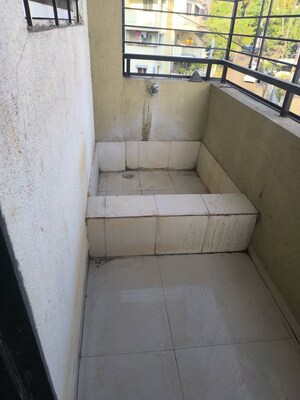 Balcony in 2 BHK Apartment at Vishrambagh – for Rent