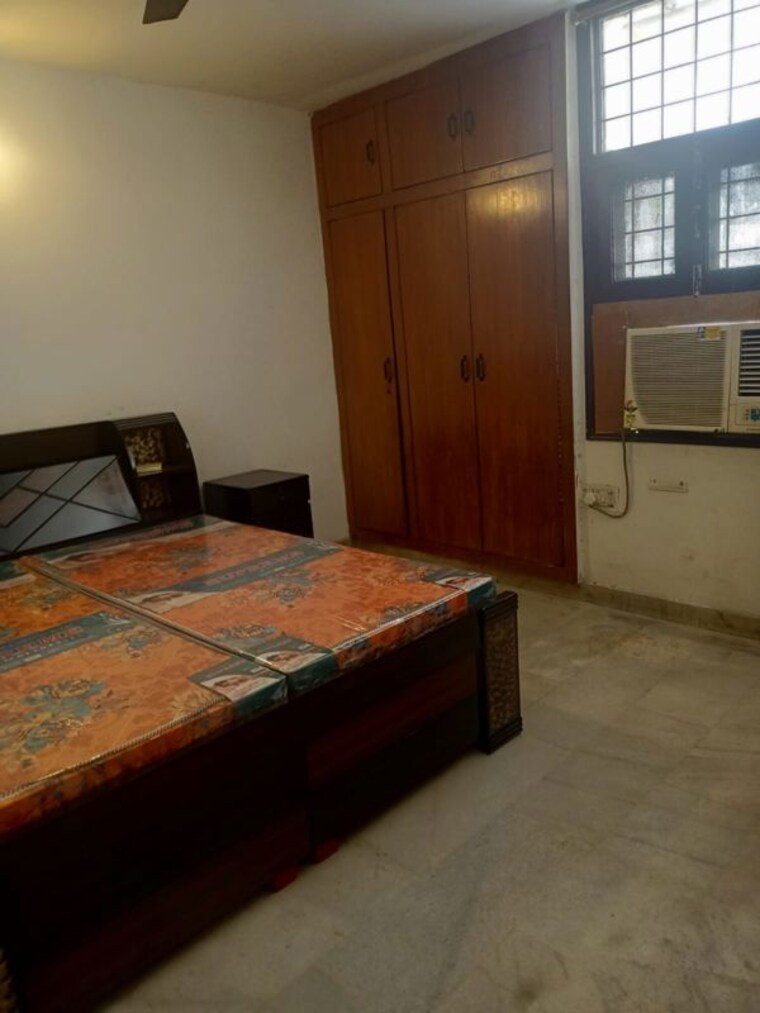 Bedroom, rwa-apartments-sector-41 2 Bedroom 200 Sq.Mt. Builder Floor In Sector 41 Noida 10262980