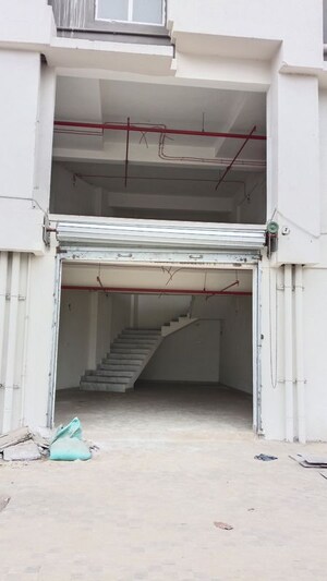 Kitchen in  Shop at ATK Kalim Gallery, Topsia – for Rent