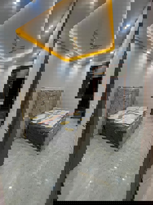 3 BHK + Pooja Room 1350 Sq.Ft. Builder Floor in Rzone Homes