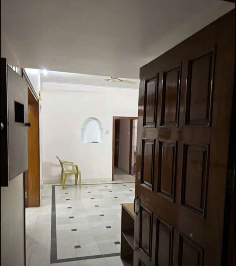 Room, hazratganj 2 Bedroom 1420 Sq.Ft. Apartment In Hazratganj Lucknow 10262989