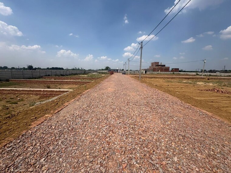 undefined, rohta road  106 Sq.Yd. Plot In Rohta Road Meerut 10263008
