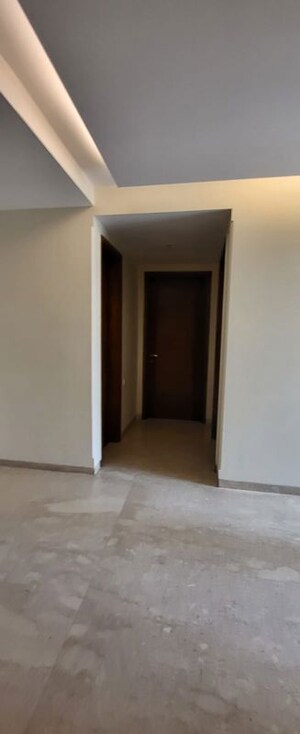 Room in 2 BHK Apartment at Greater Kailash I – for Rent
