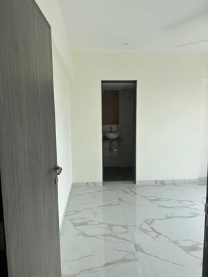 Room in 1 BHK Apartment at Prabhat Residency Santacruz, Santacruz East – for Rent