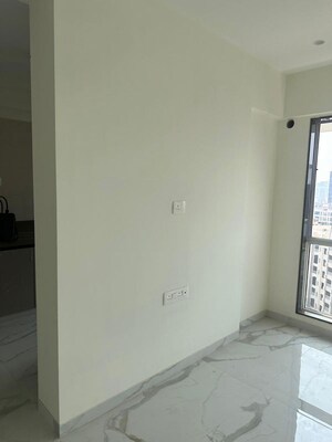 Room in 1 BHK Apartment at Prabhat Residency Santacruz, Santacruz East – for Rent