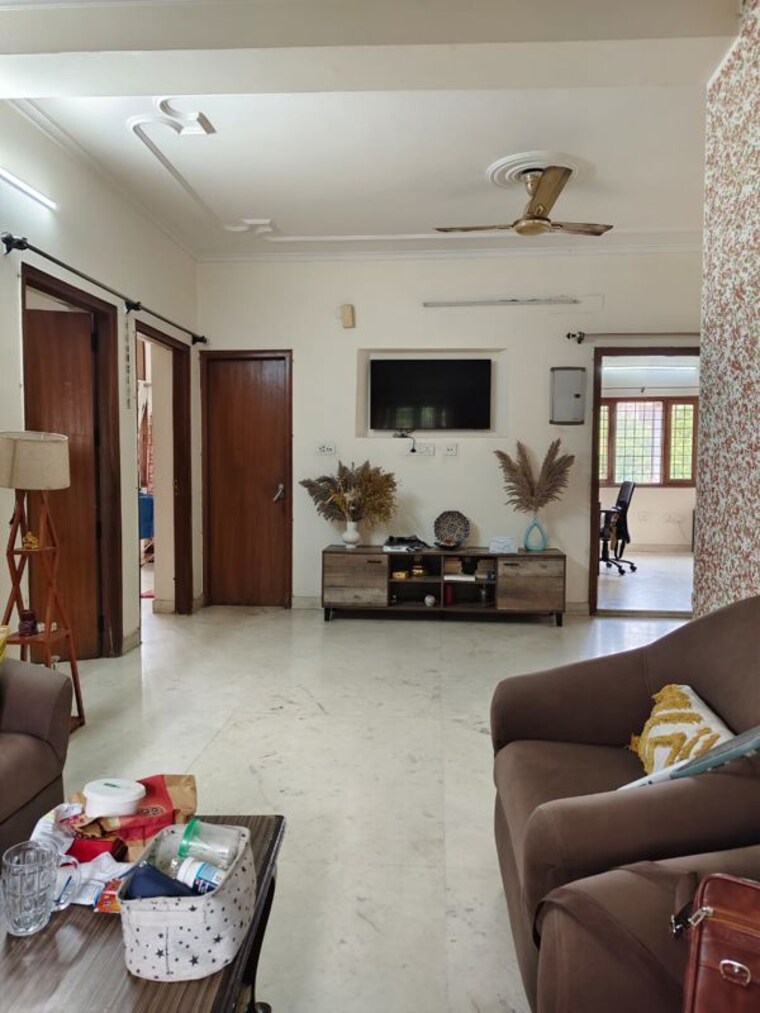 Living Room, green park extension 1 Bedroom 100 Sq.Yd. Apartment In Green Park Extension Delhi 10263023